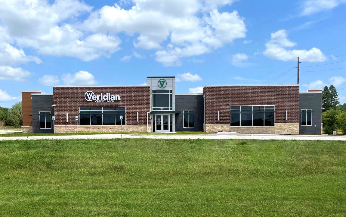 Magazine Exterior Photo